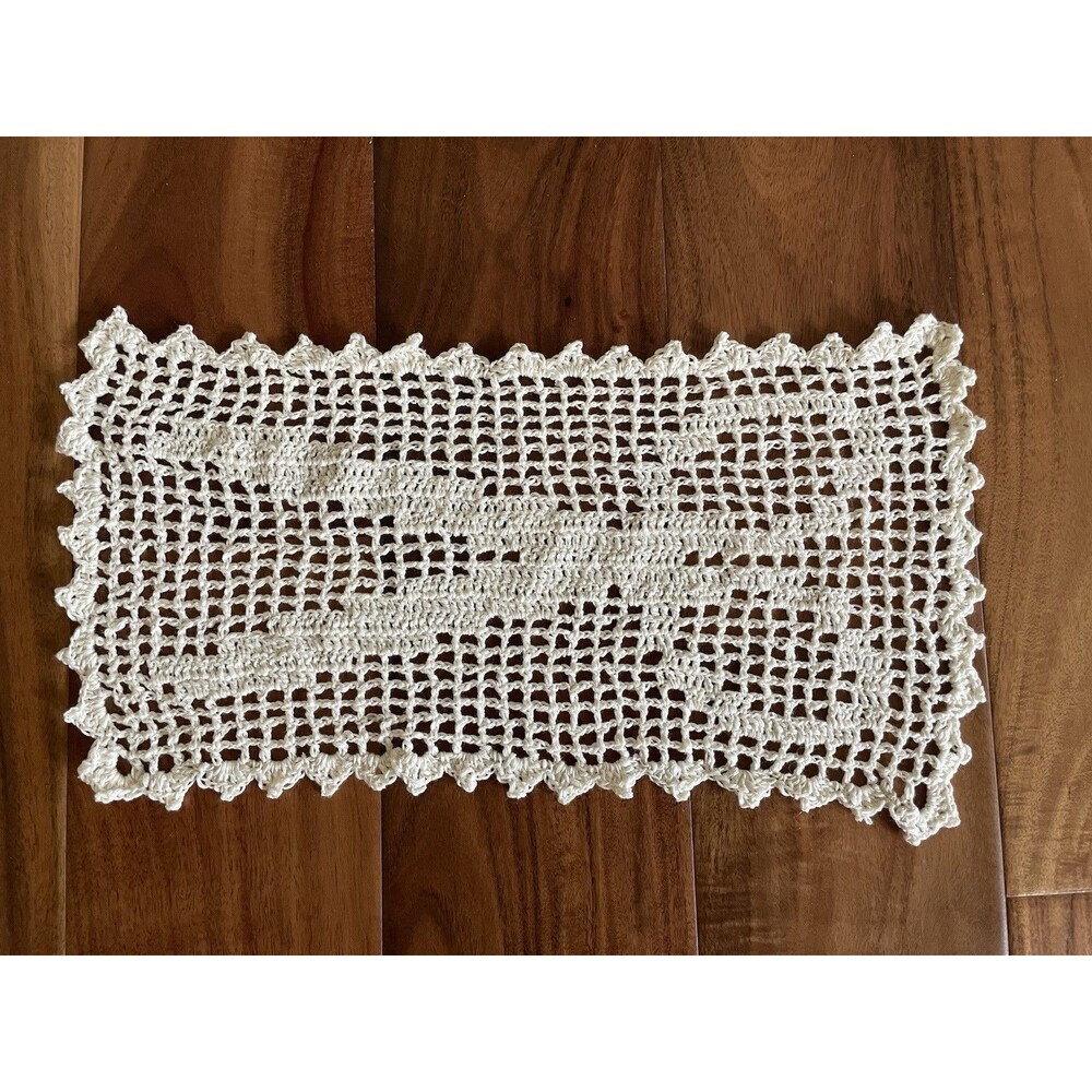 Vintage Handmade Crochet White Scissor Shear Filet Doily